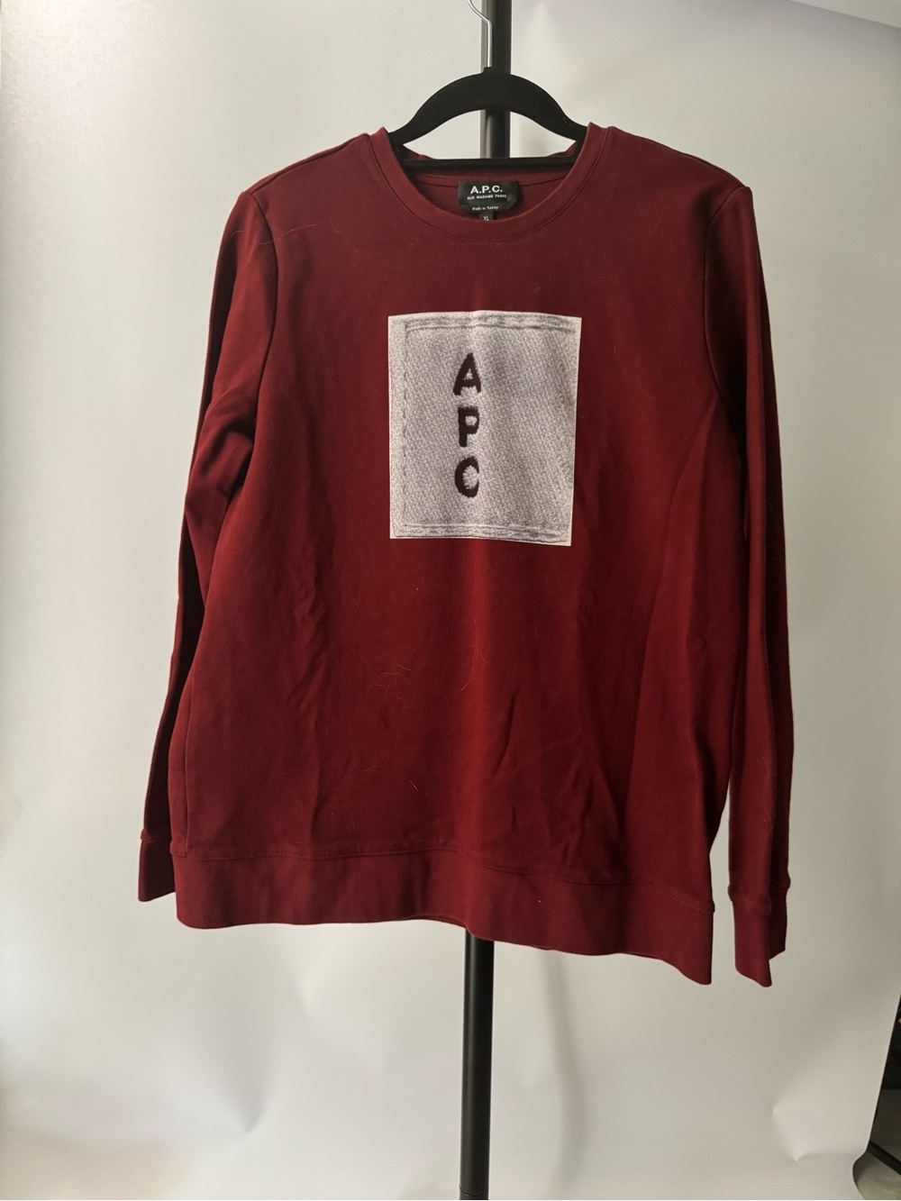 A.P.C. Men's Maroon Crewneck Sweatshirt with Logo Patch